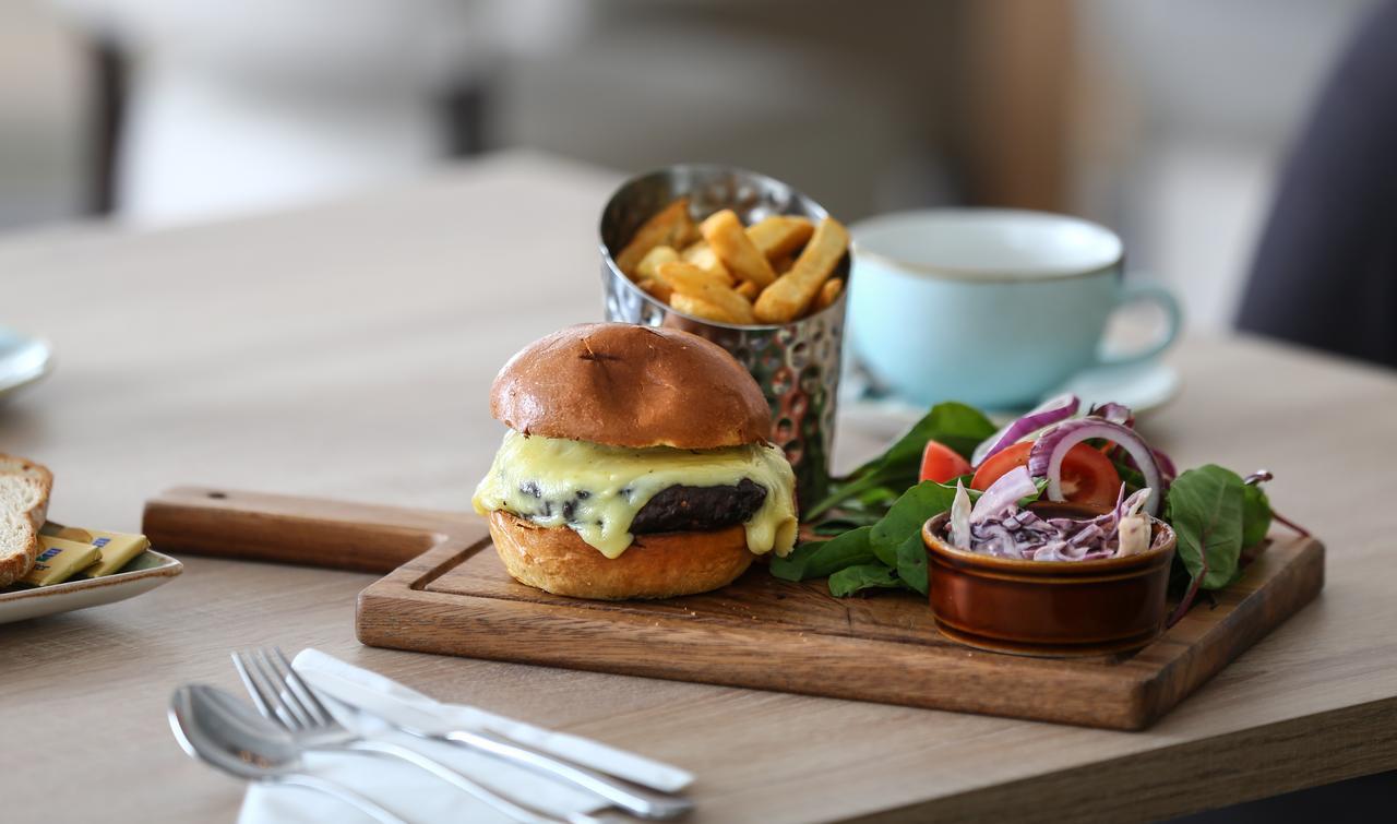 Hampton By Hilton Exeter Airport Ξενοδοχείο Woodbury Εξωτερικό φωτογραφία